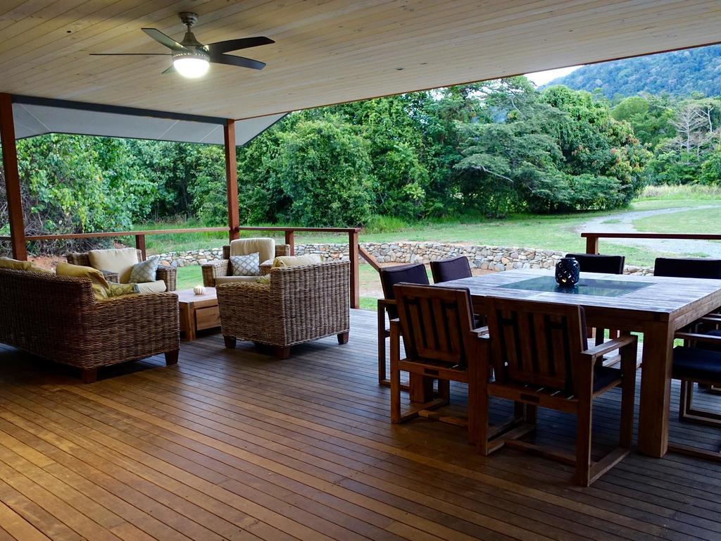 Coconut Beach House Cape Tribulation Room photo
