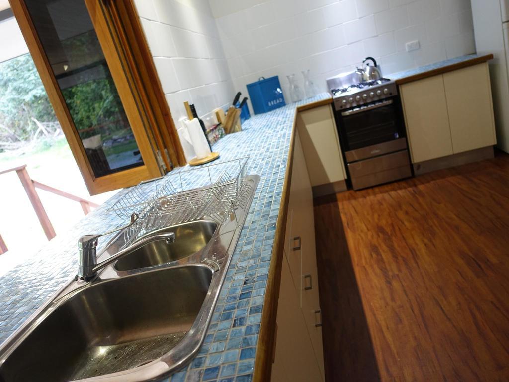 Coconut Beach House Cape Tribulation Room photo